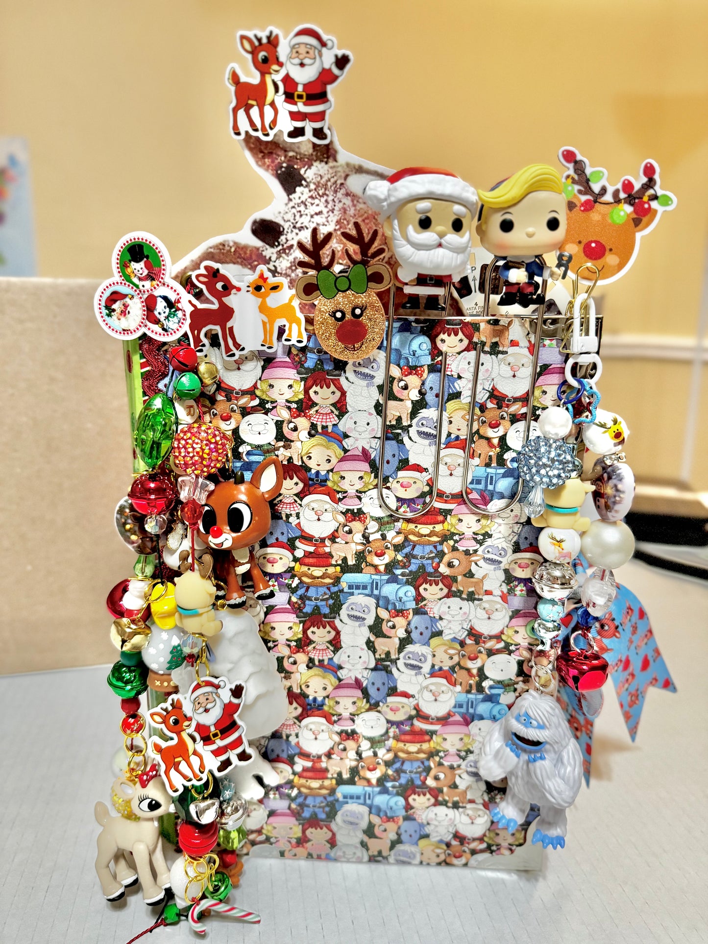 Rudolph The Red Nosed Reindeer Chunky Junk Journal & Charms Set